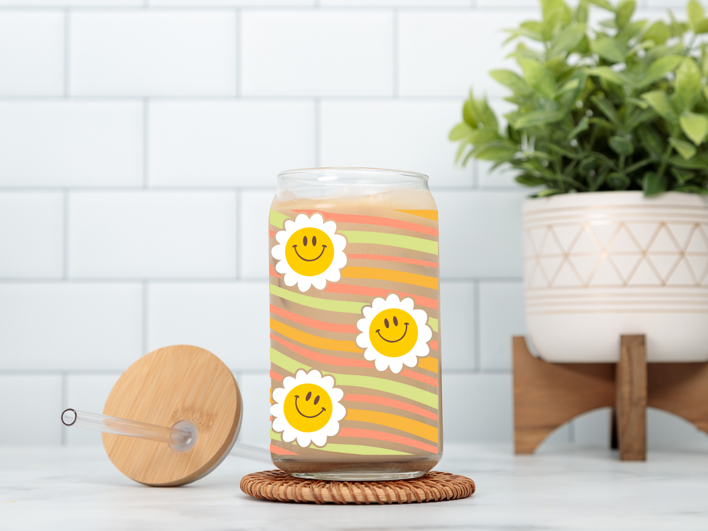 Retro Smiley Face Flower 16oz Glass Cup