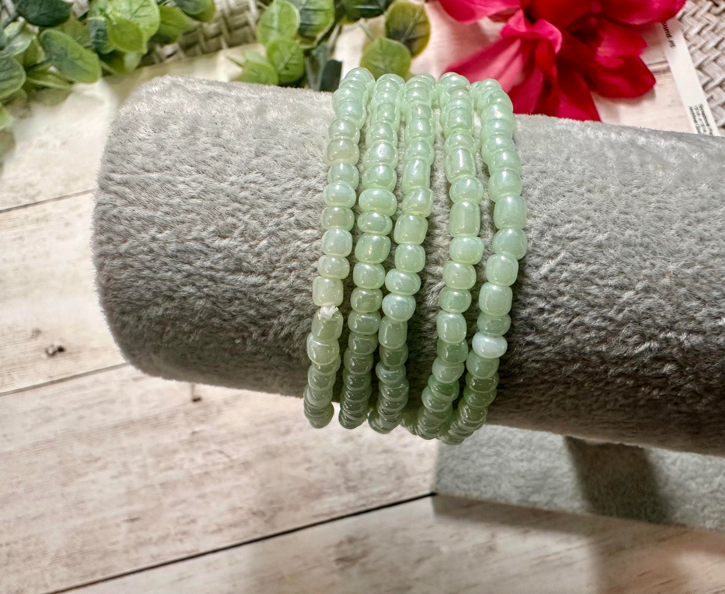 Lt Green Seed Bead Stretch Bracelet