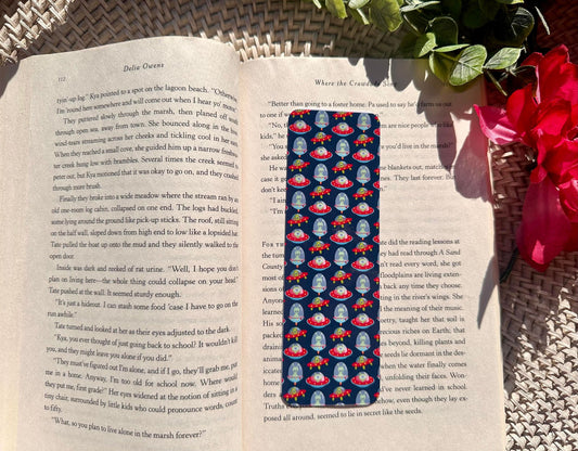 Cute Alien & Spaceship Bookmark