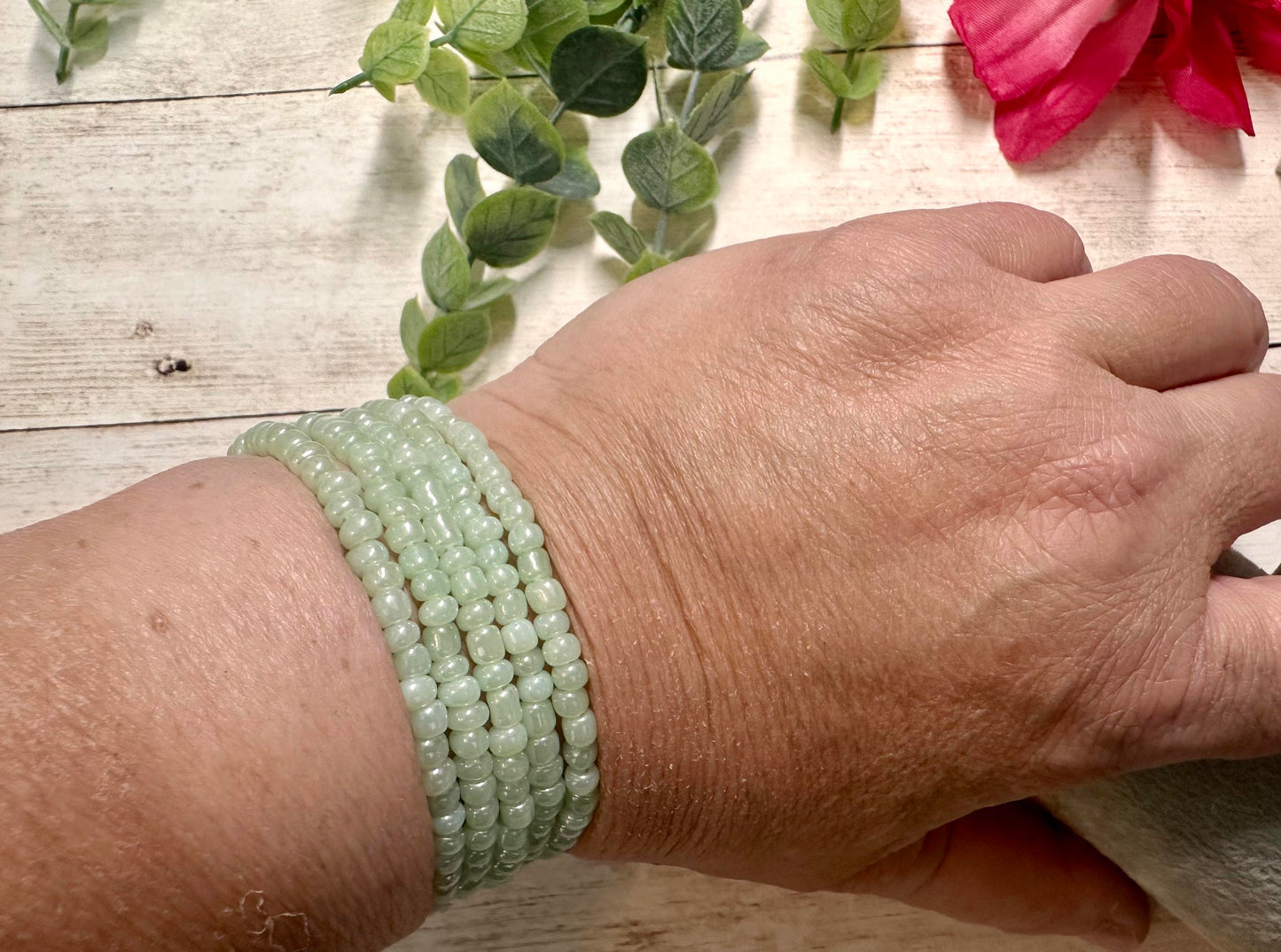 Lt Green Seed Bead Stretch Bracelet