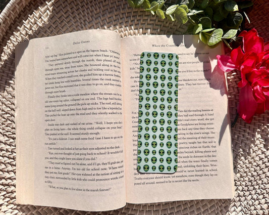 Alien Bookmark