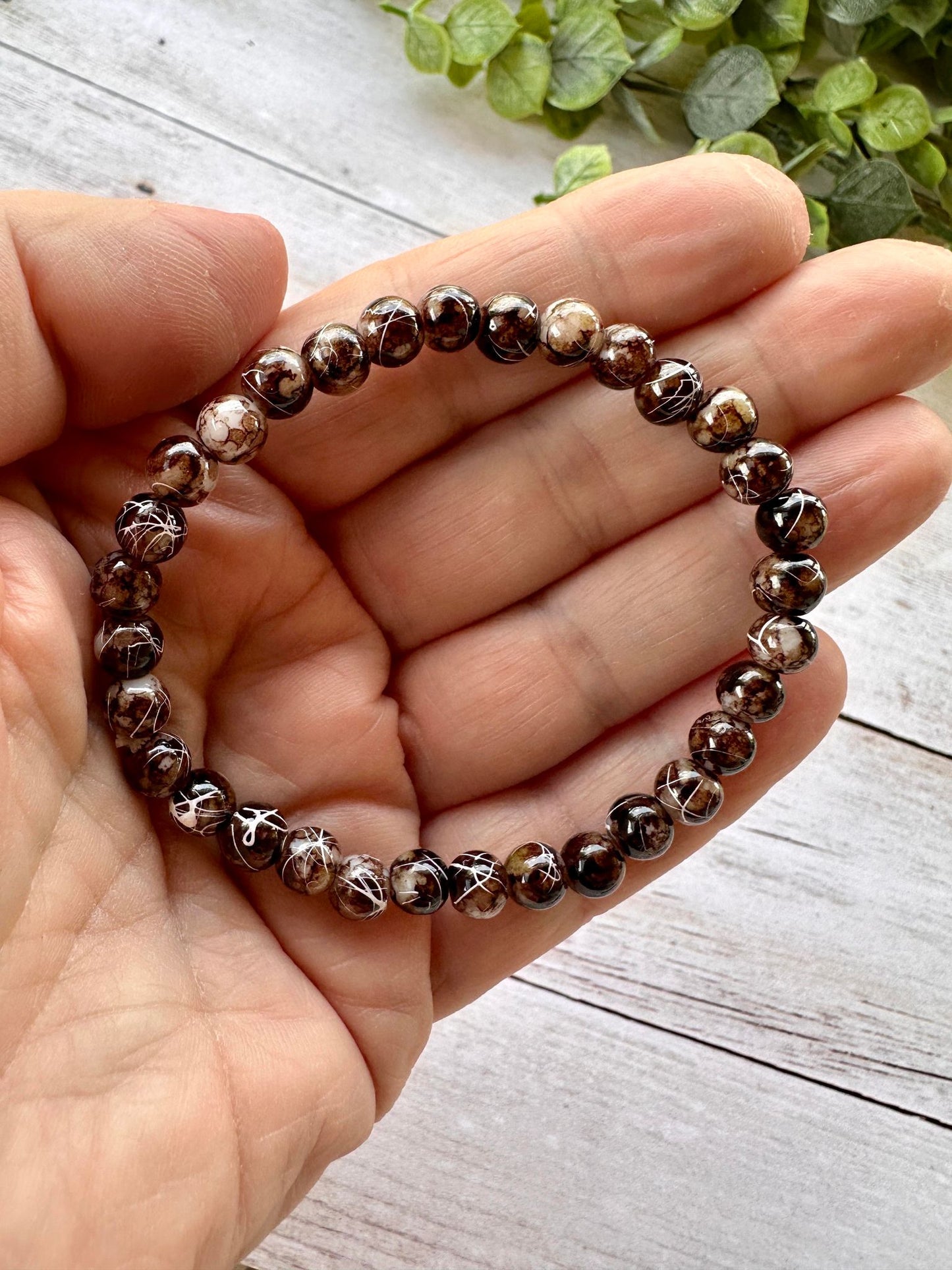 Dark Brown & White Crackle Stretch Bracelet