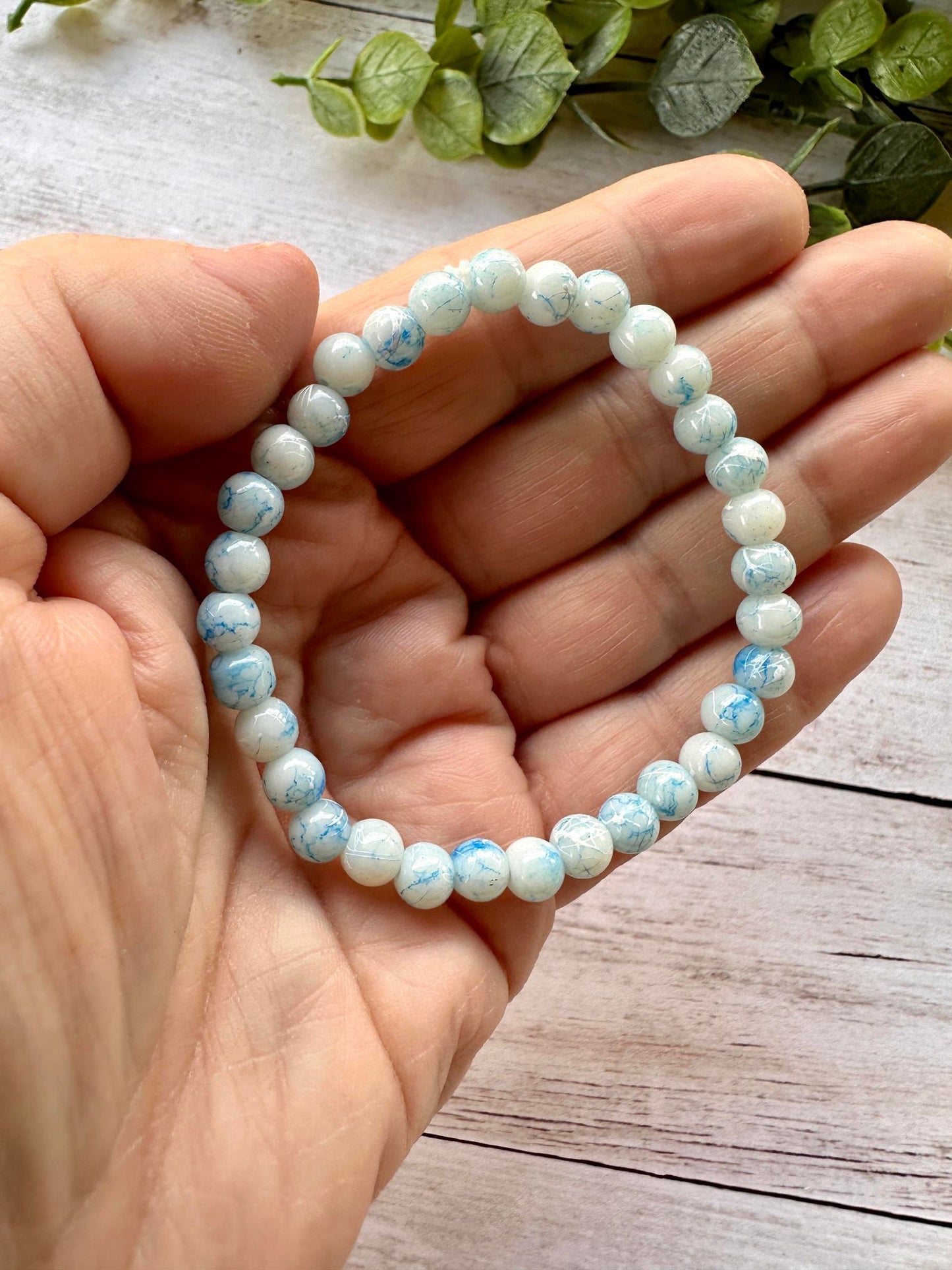 Blue & White Crackle Stretch Bracelet